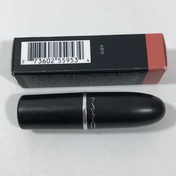 M.A.C Cosmetics Amplified Creme Lipstick – 129 SPOTLIGHT ME - Picture 8 of 8